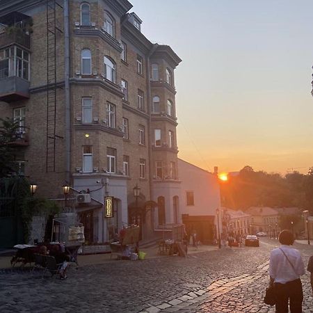 Romantic Apartment On Andriivskyi Kyiv Exterior foto